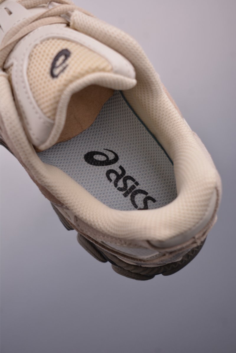 Asics Gel-NYC view