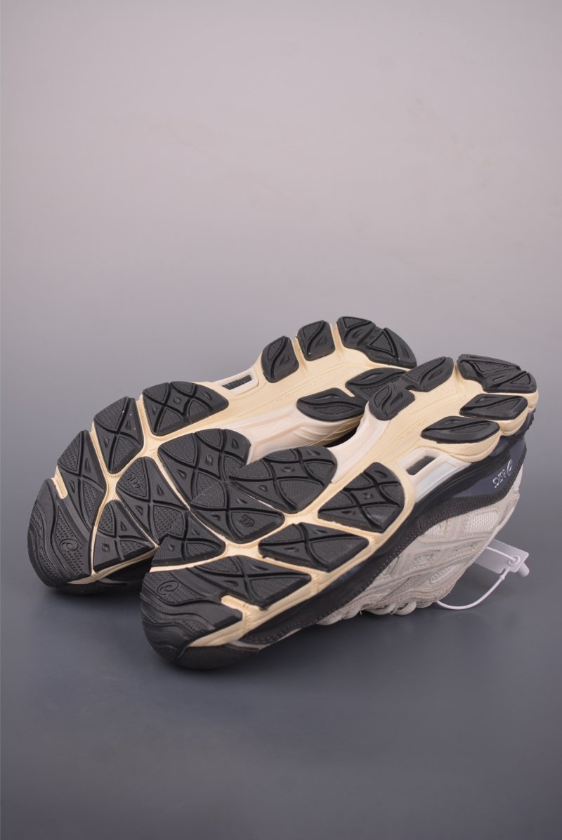 Asics Gel-NYC view