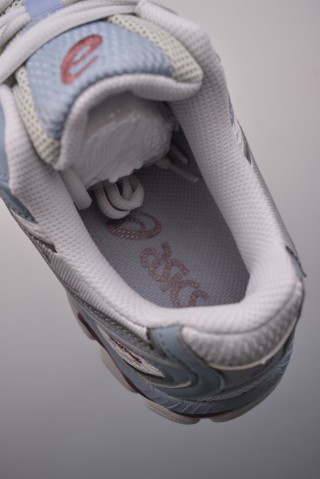 Asics Gel-NYC 2055 view 9