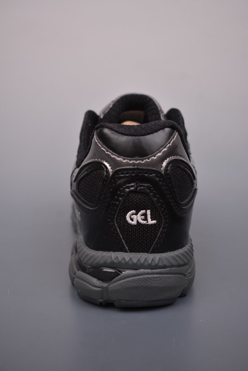 Asics Gel-NYC view