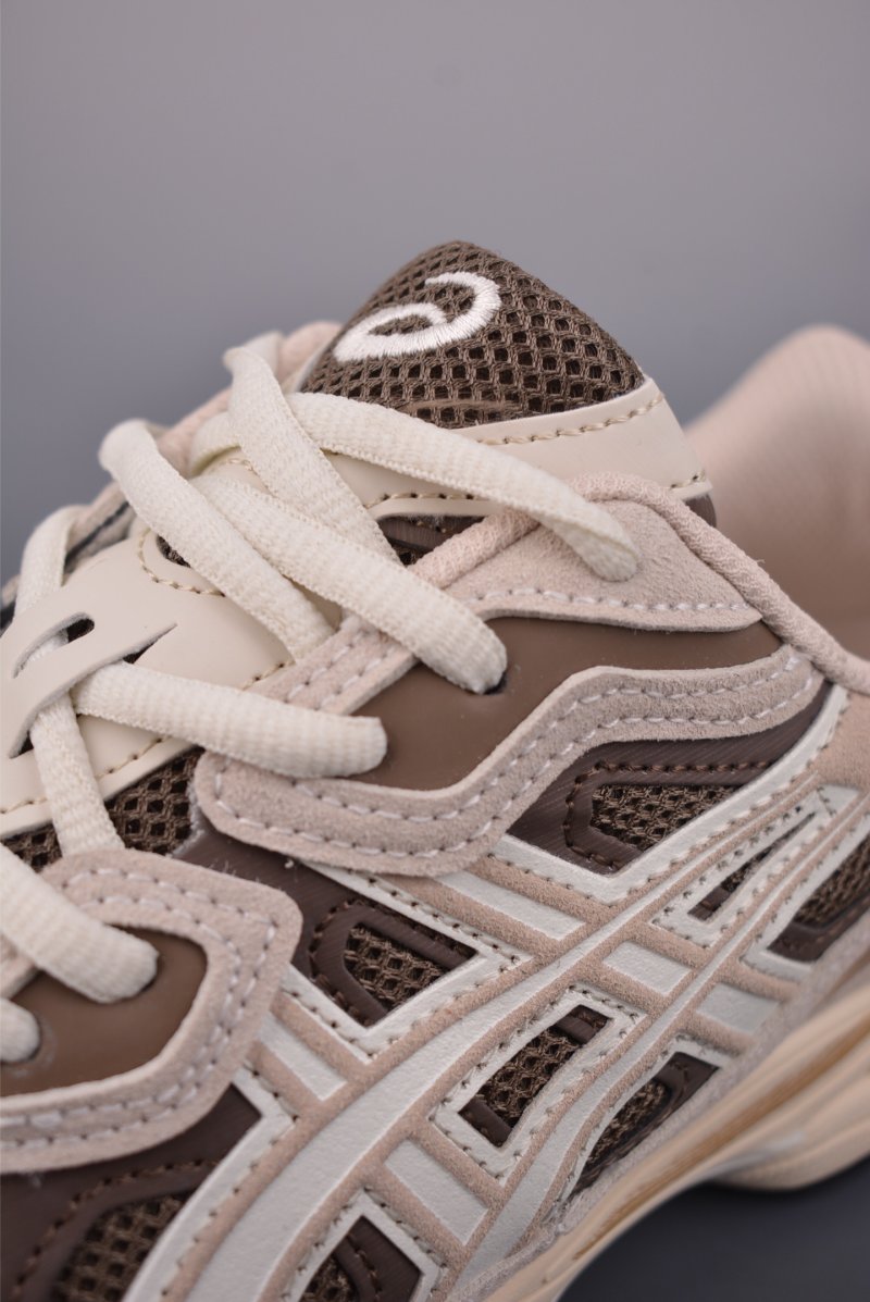 Asics Gel-NYC view