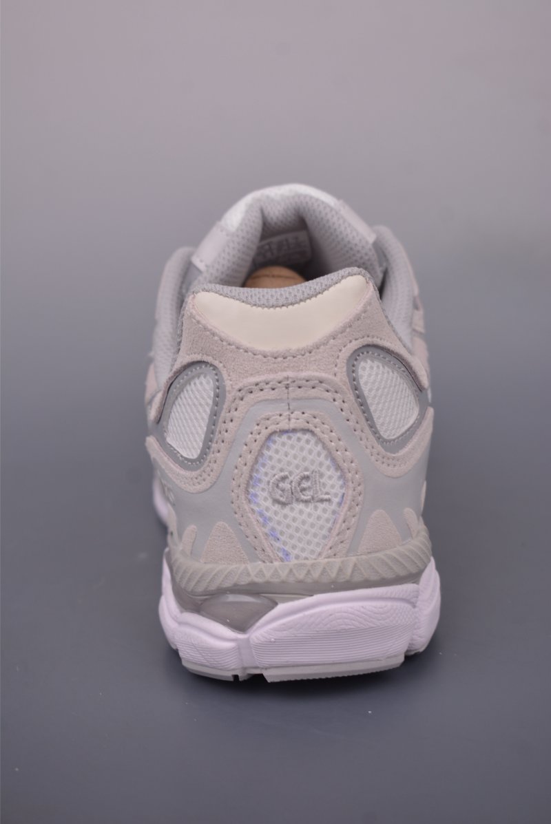 Asics Gel-NYC view