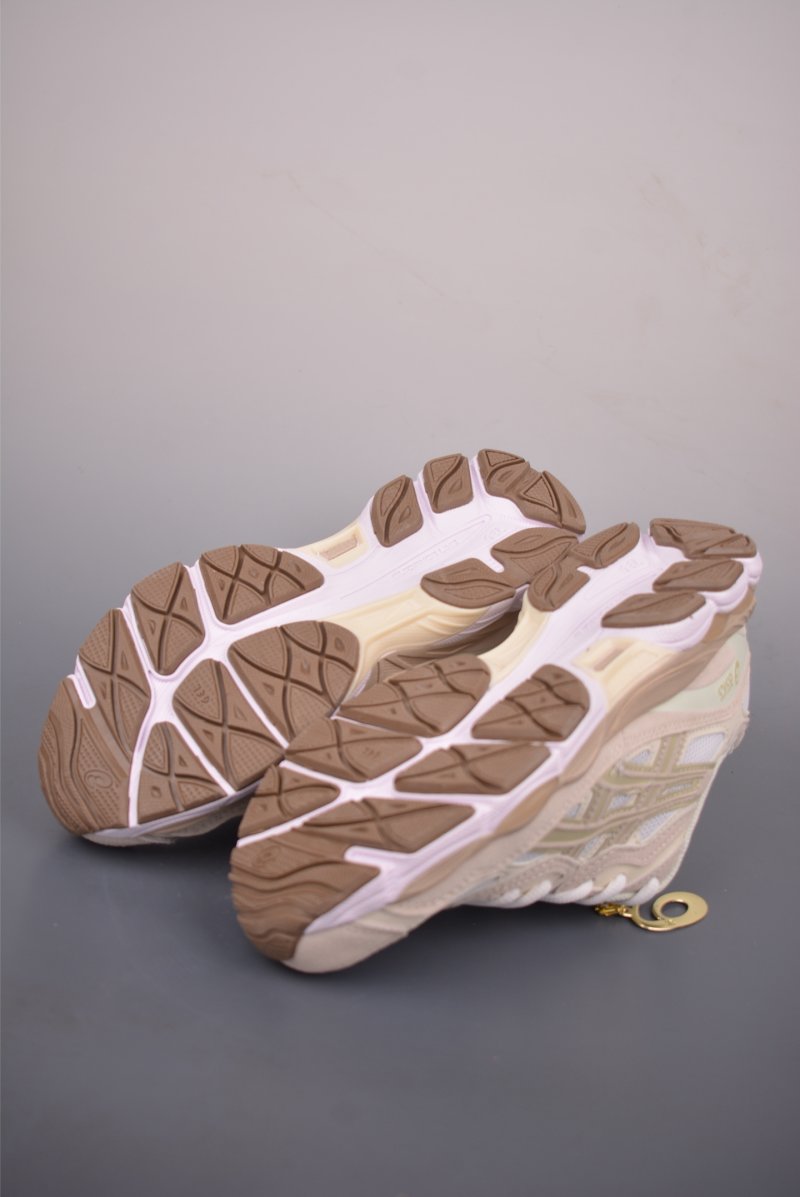 Asics Gel-NYC view