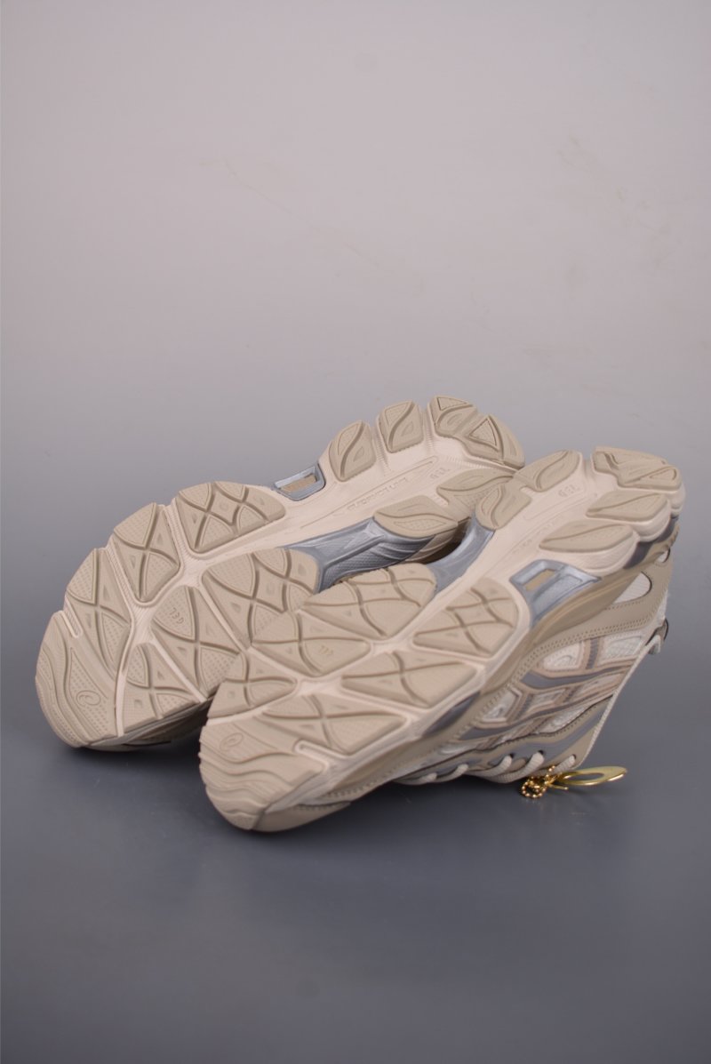 Asics Gel-NYC view