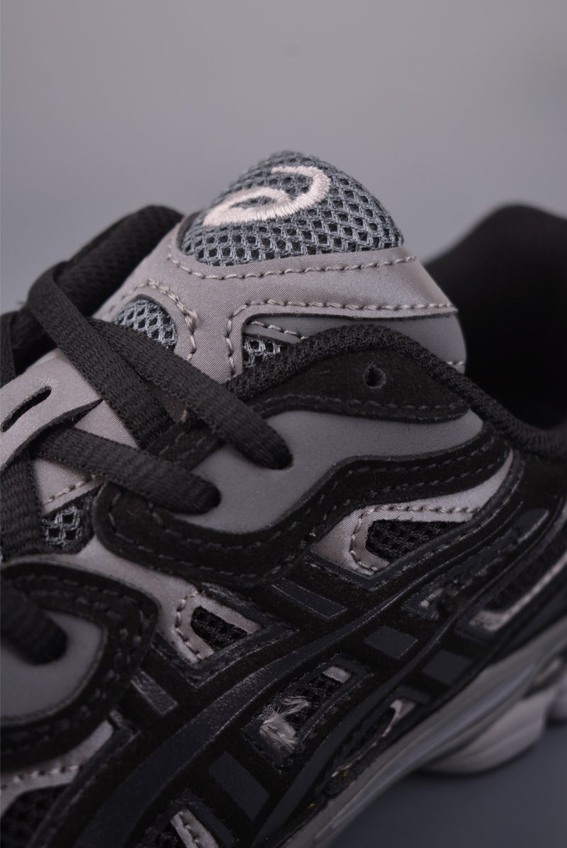 Asics Gel-NYC view