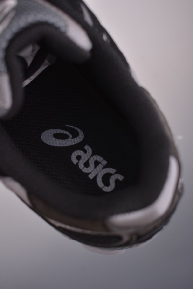 Asics Gel-NYC view