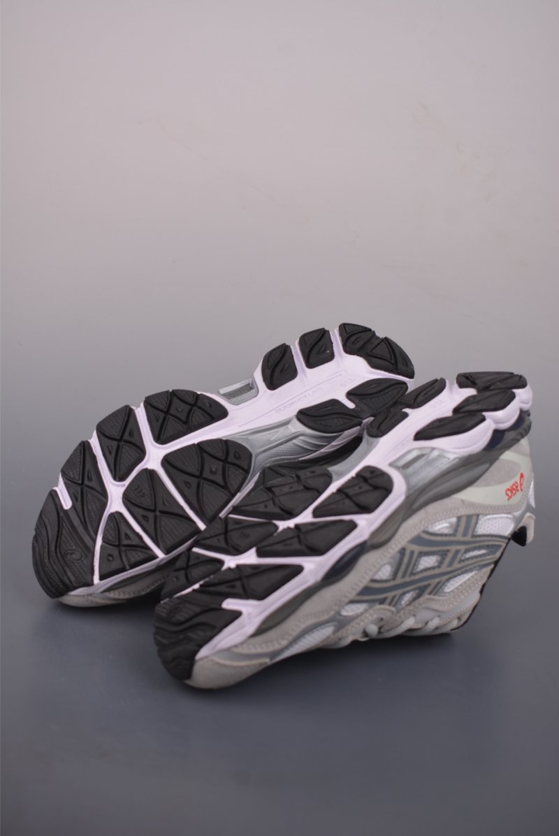 Asics Gel-NYC view