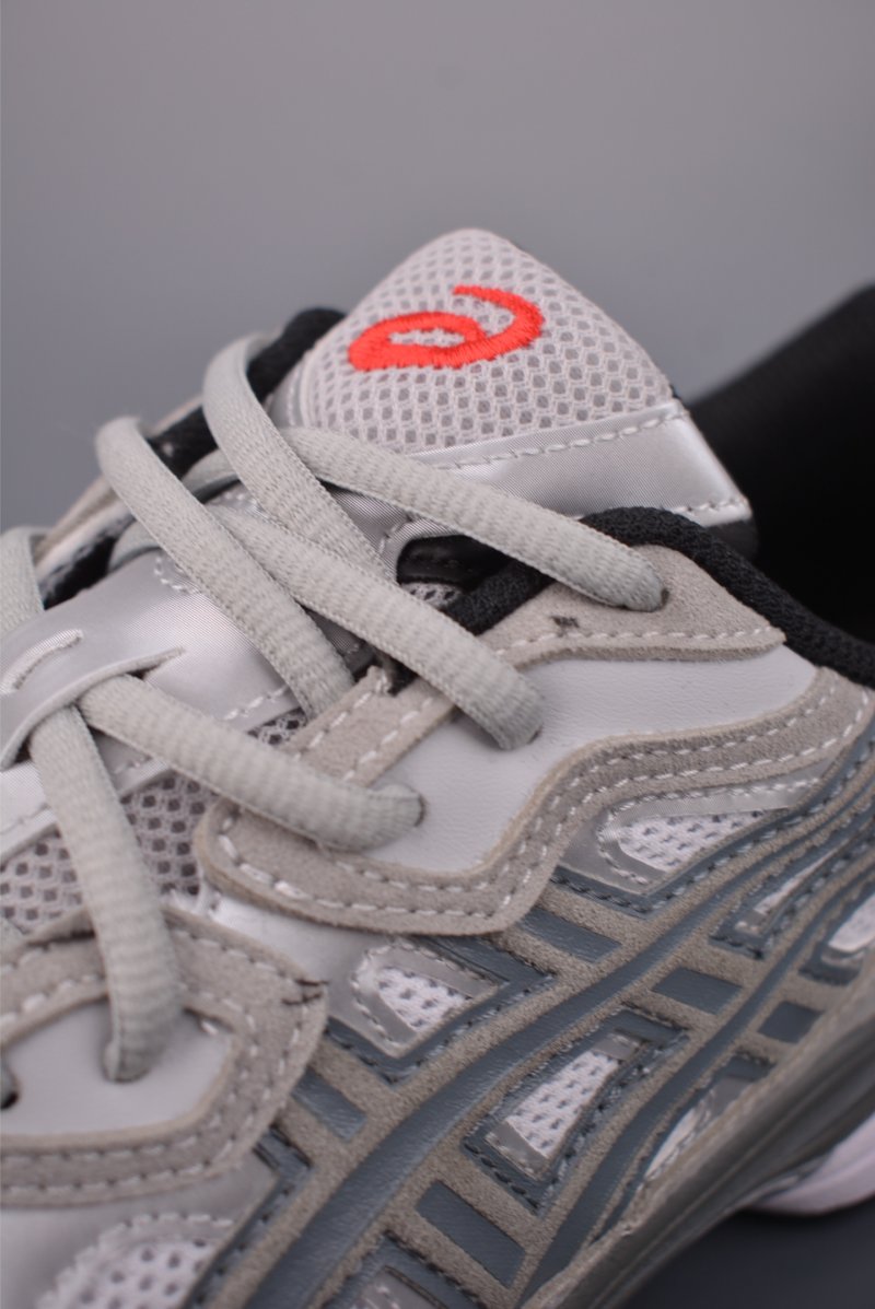 Asics Gel-NYC view