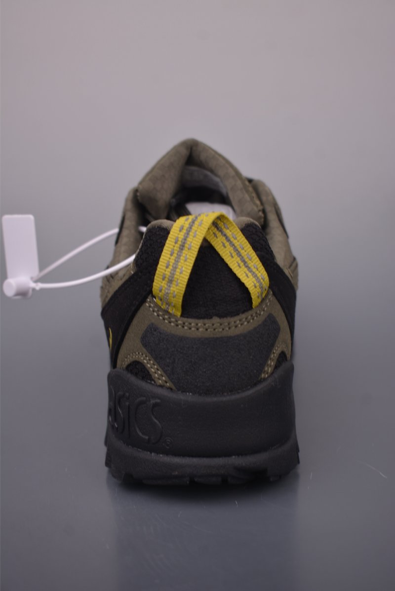 Asics Gel-Pickax view