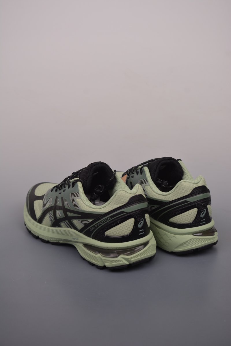 Asics Gel-Quantum 360 VIII view