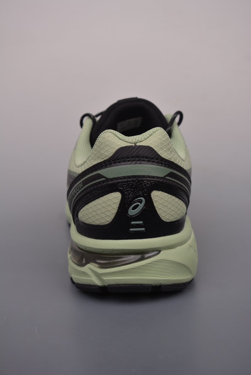 Asics Gel-Quantum 360 VIII view
