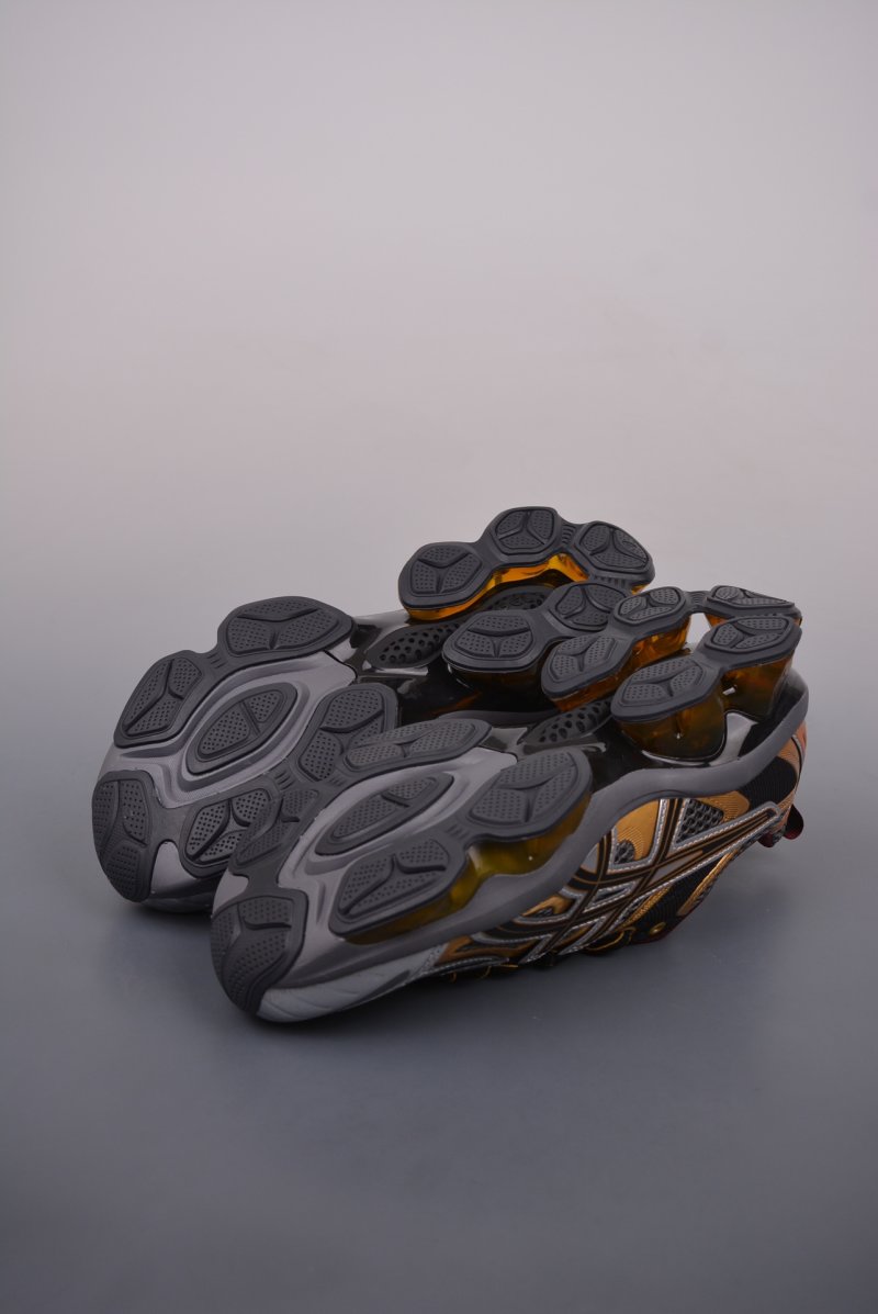 Asics Gel-Quantum Kinetic view