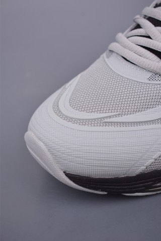 Asics Gel-Quantum 360 VIII view 6