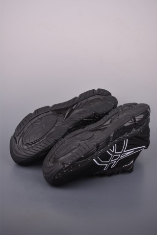 Asics Gel-Quantum 360 VIII Emboss view 3