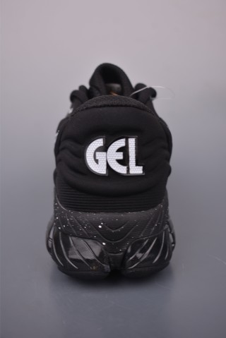 Asics Gel-Quantum 360 VIII Emboss view 4