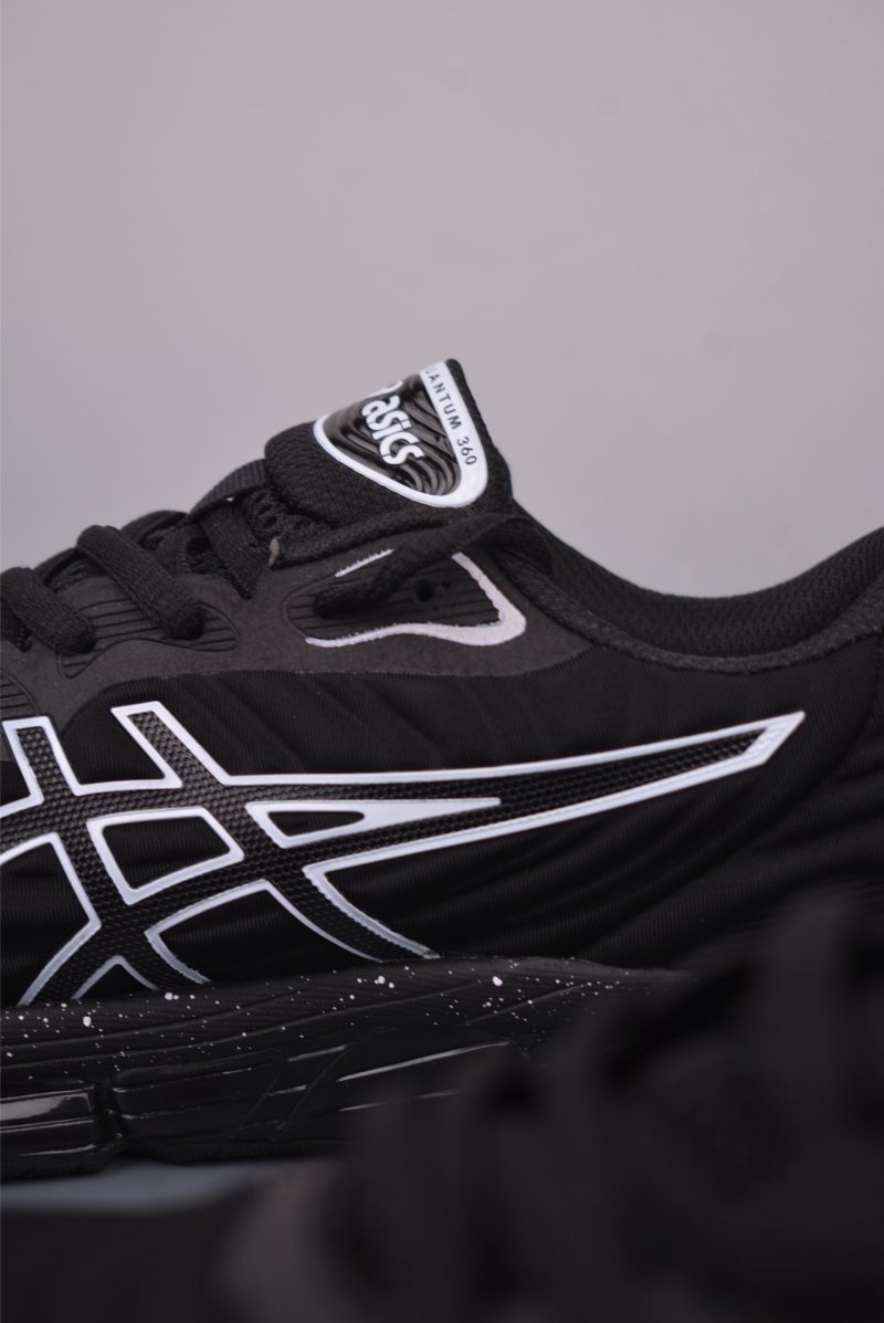Asics Gel-Quantum 360 VIII Emboss view