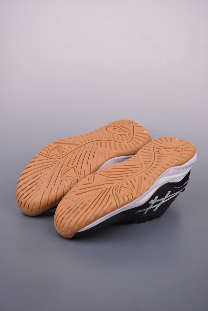 Asics Gel-Resolution view