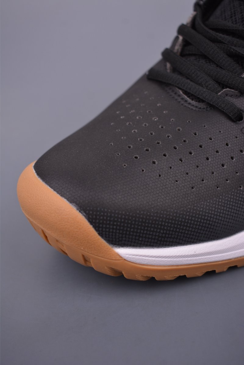 Asics Gel-Resolution view