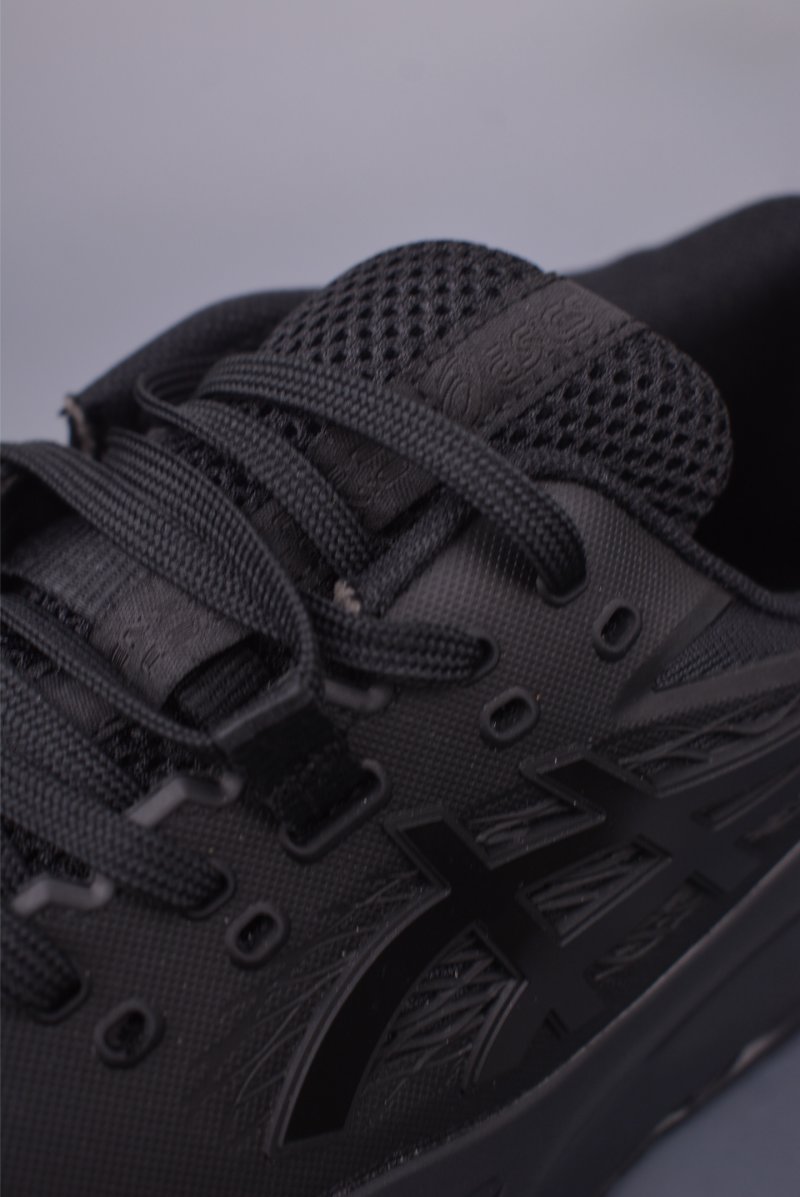 Asics Gel-Resolution view