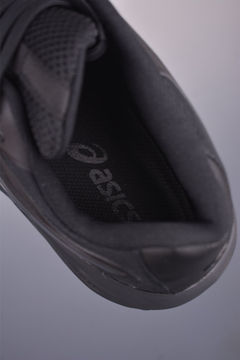 Asics Gel-Resolution view