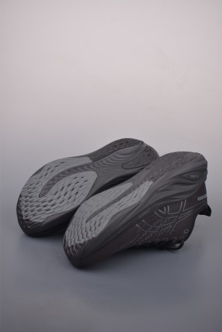Asics Gel-Saiun 3 view 3