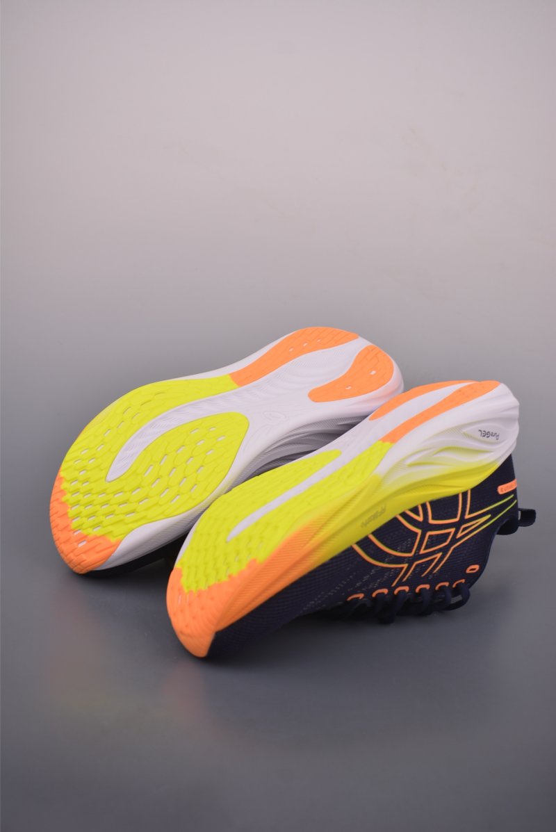 Asics Gel-Saiun 3 view