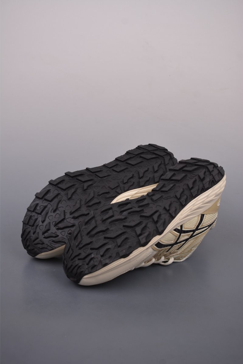 Asics Gel-Sonoma CN view