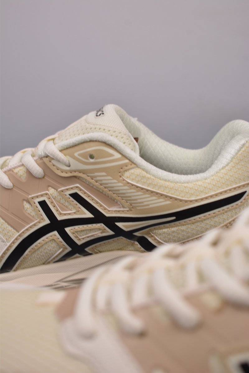 Asics Gel-Sonoma CN view