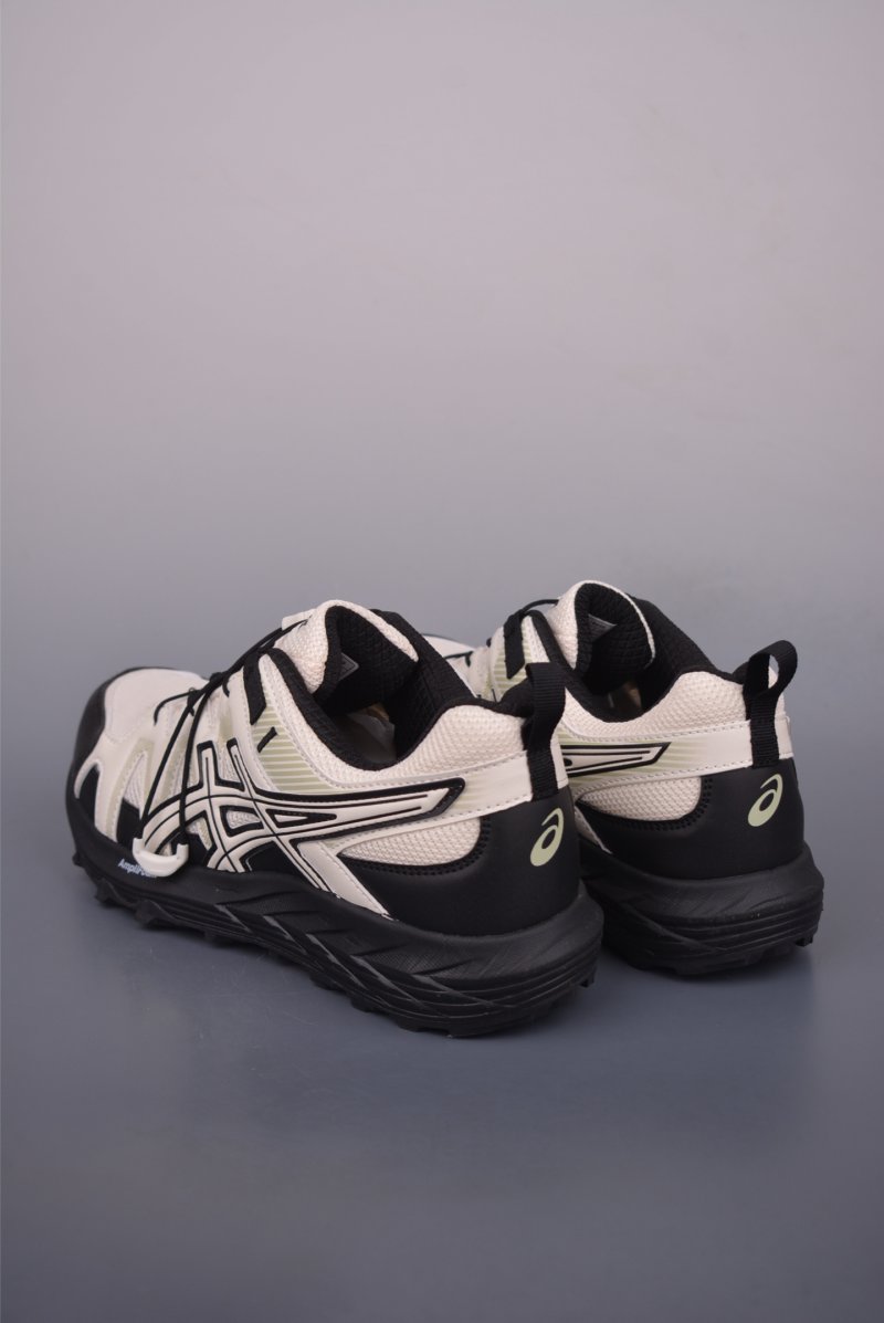 Asics Gel-Sonoma FE view