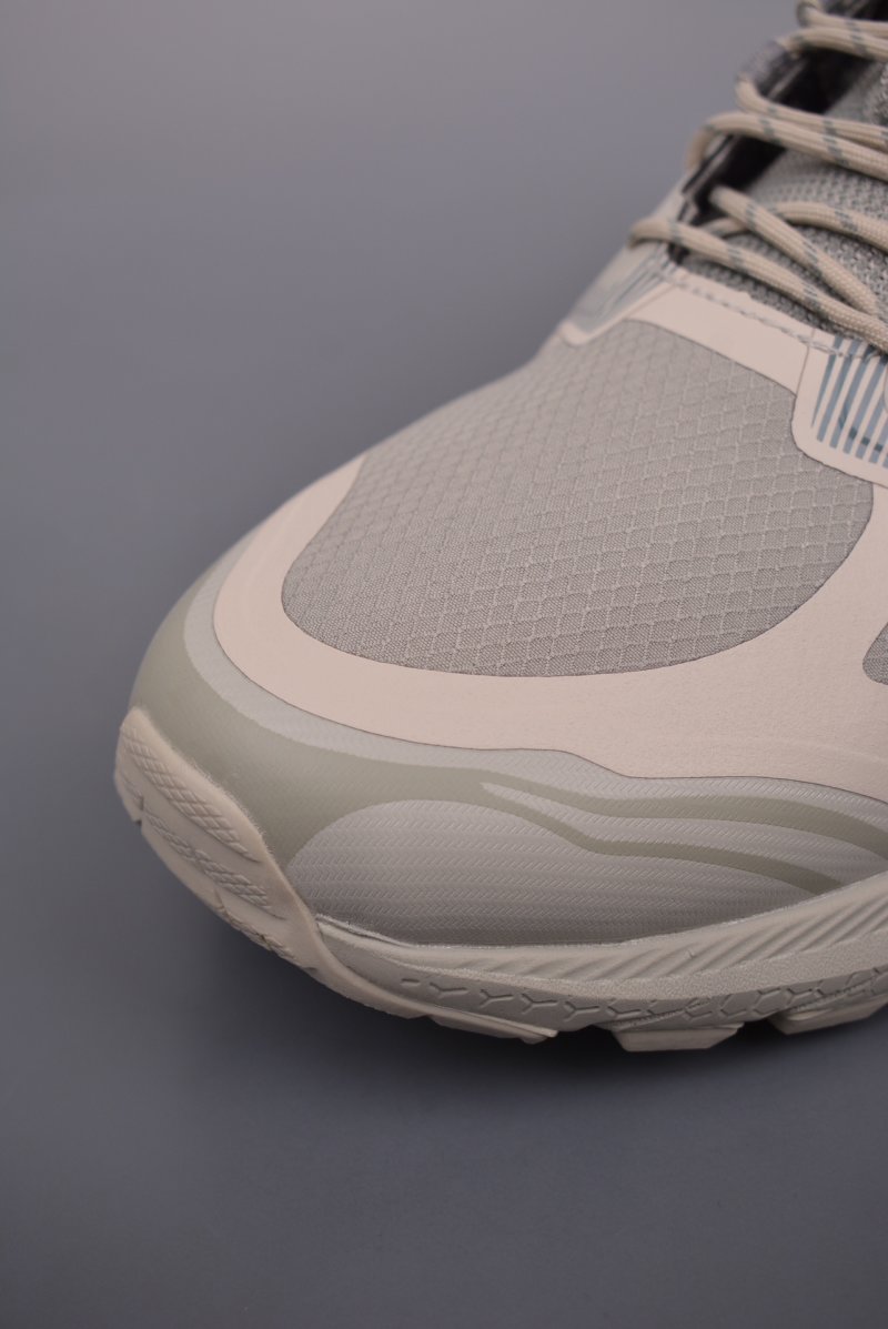 Asics Gel-Terrain view