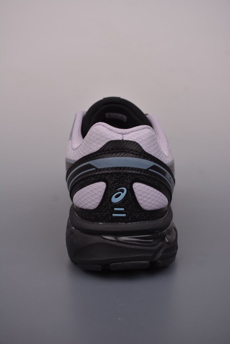 Asics Gel-Terrain view