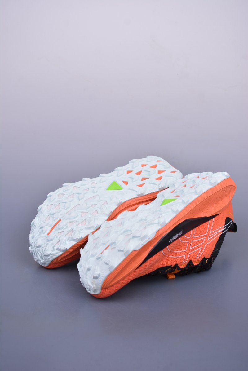 Asics Gel-Trabuco 13 view