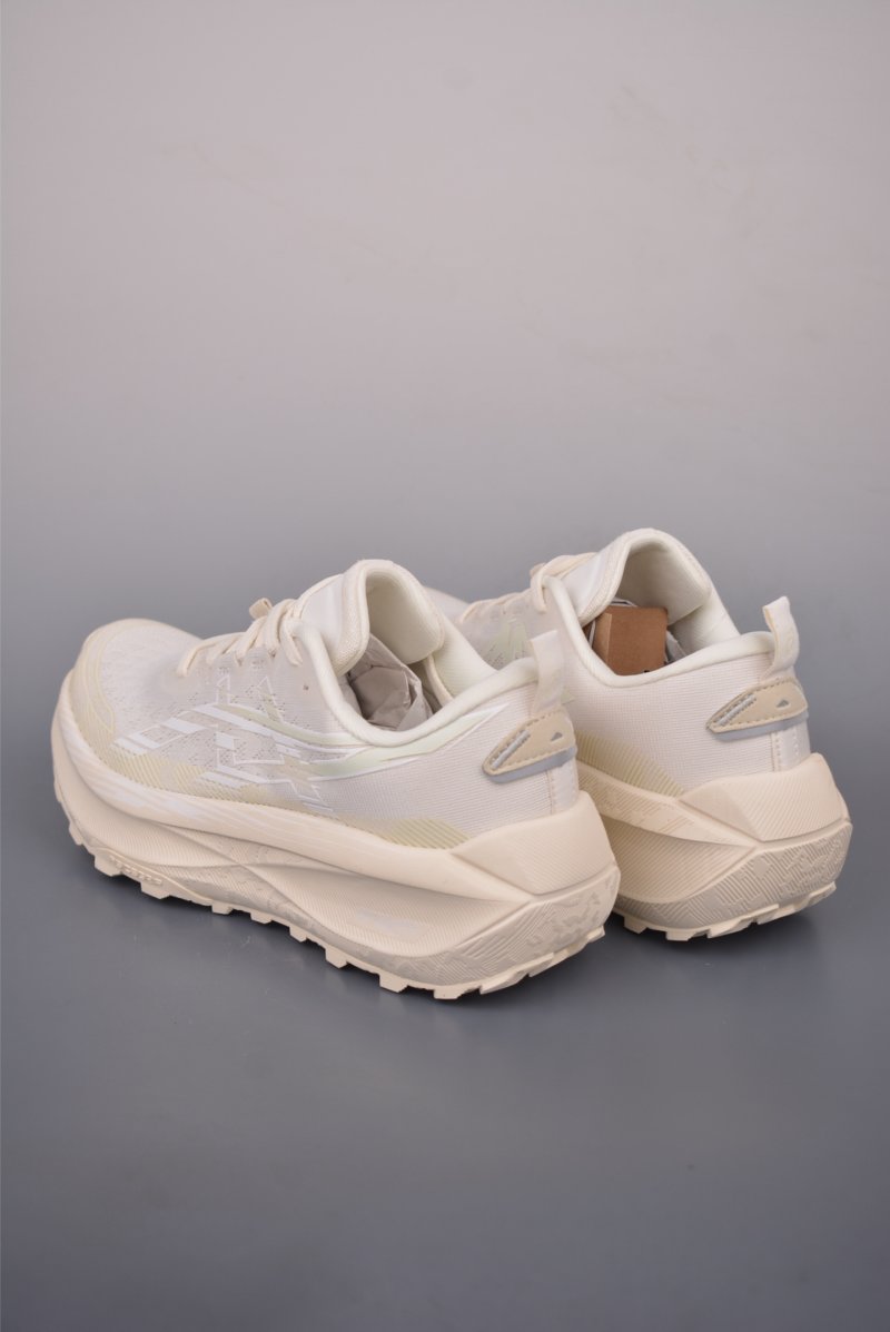 Asics Gel-Trabuco Max 4 view