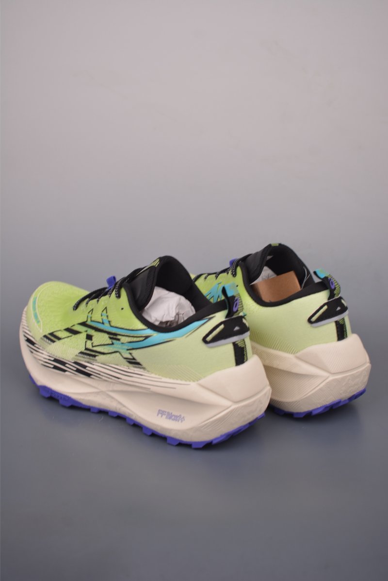 Asics Gel-Trabuco Max 4 view