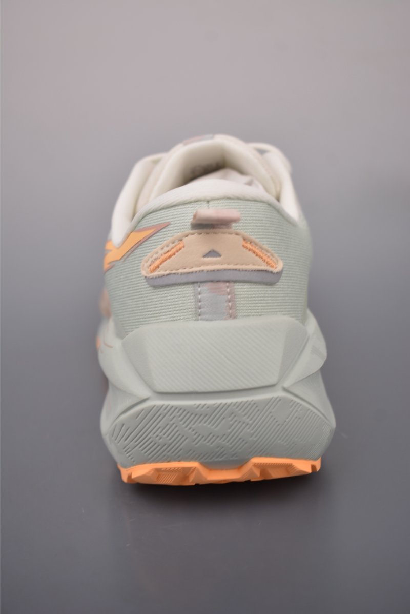Asics Gel-Trabuco Max 4 view
