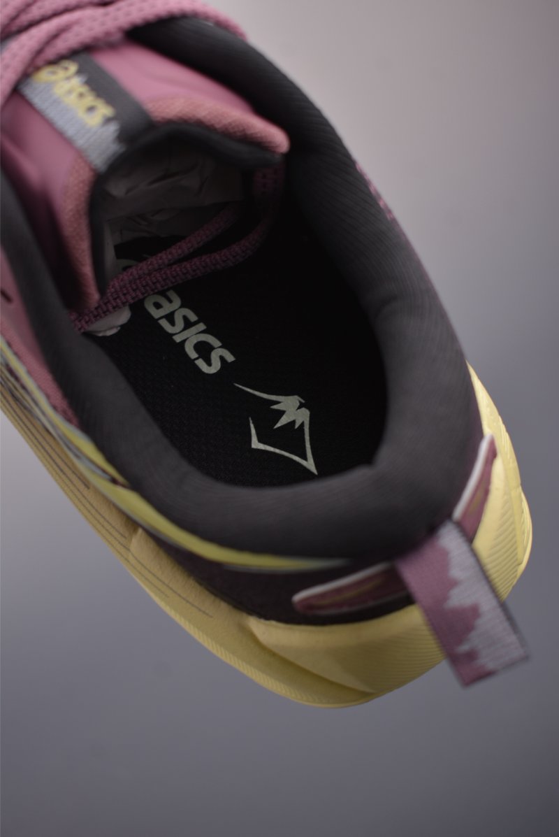 Asics Gel-Trabuco Max 4 view