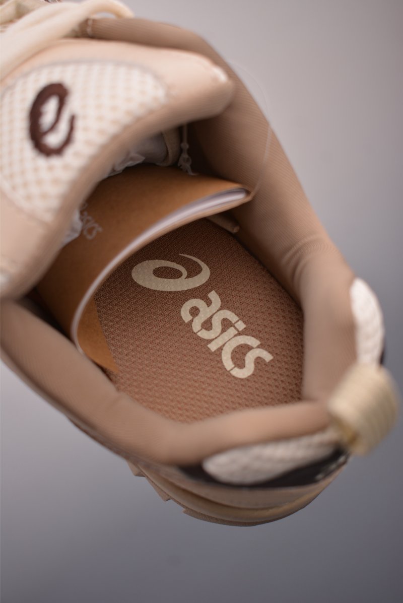 Asics Gel-Truck view