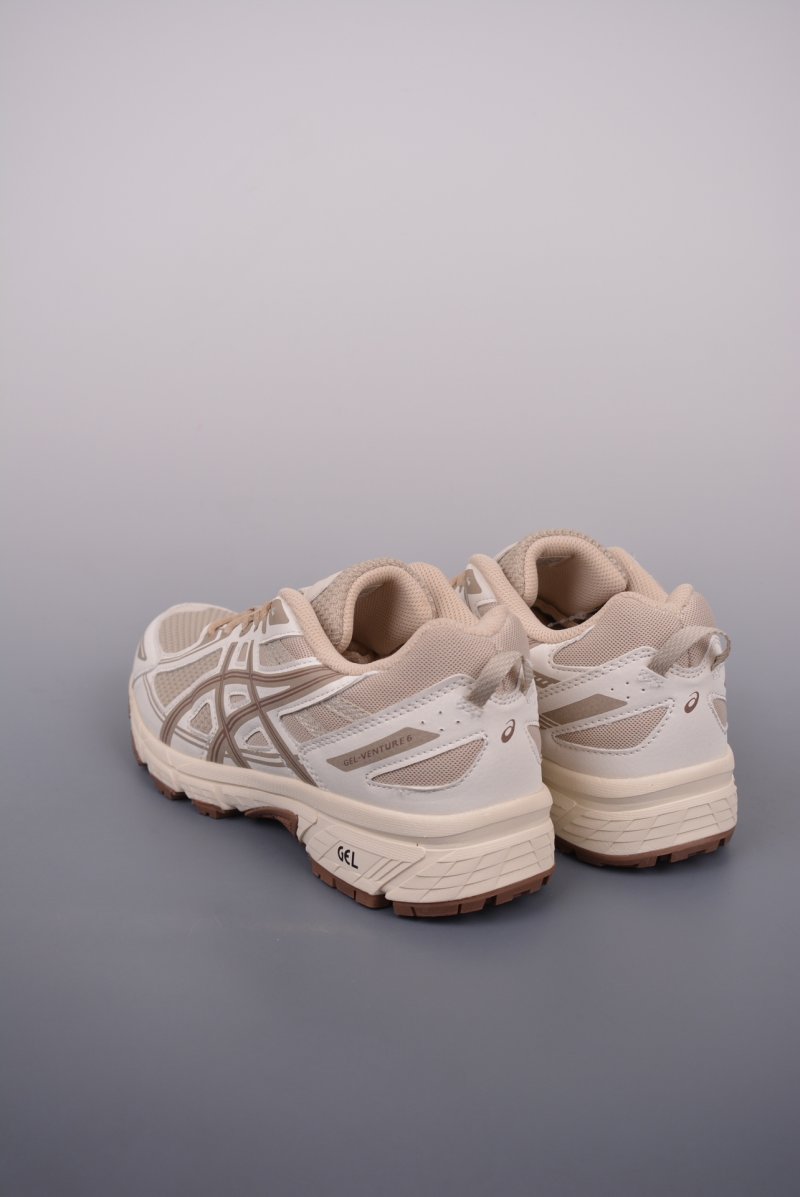 Asics Gel-Venture 6 view