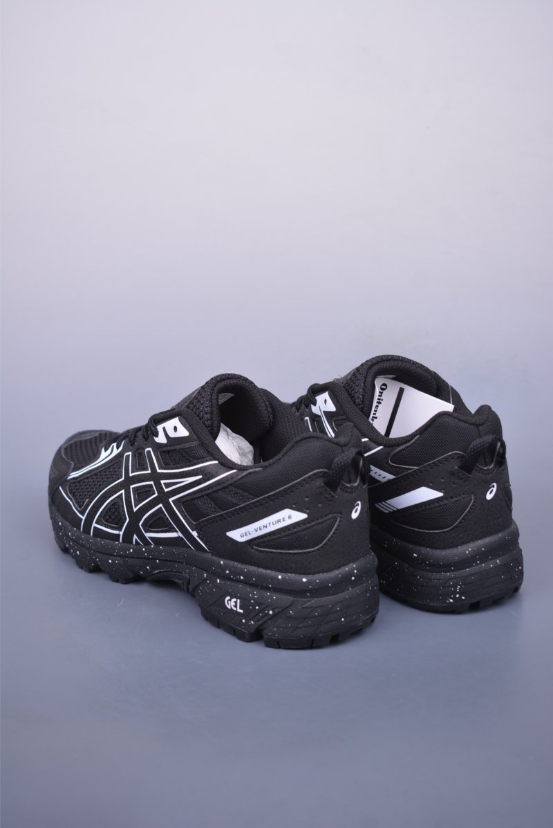 Asics Gel-Venture 6 view