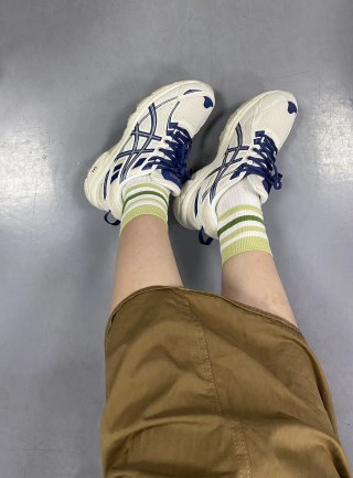 Asics Gel-Venture 6 view 2