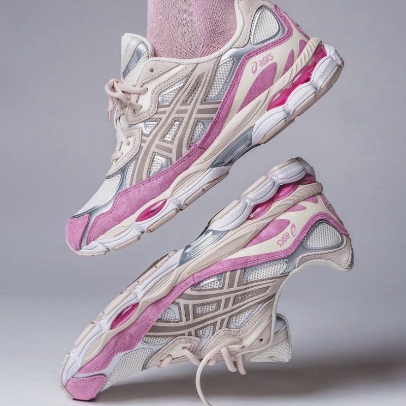 Asics Gel view