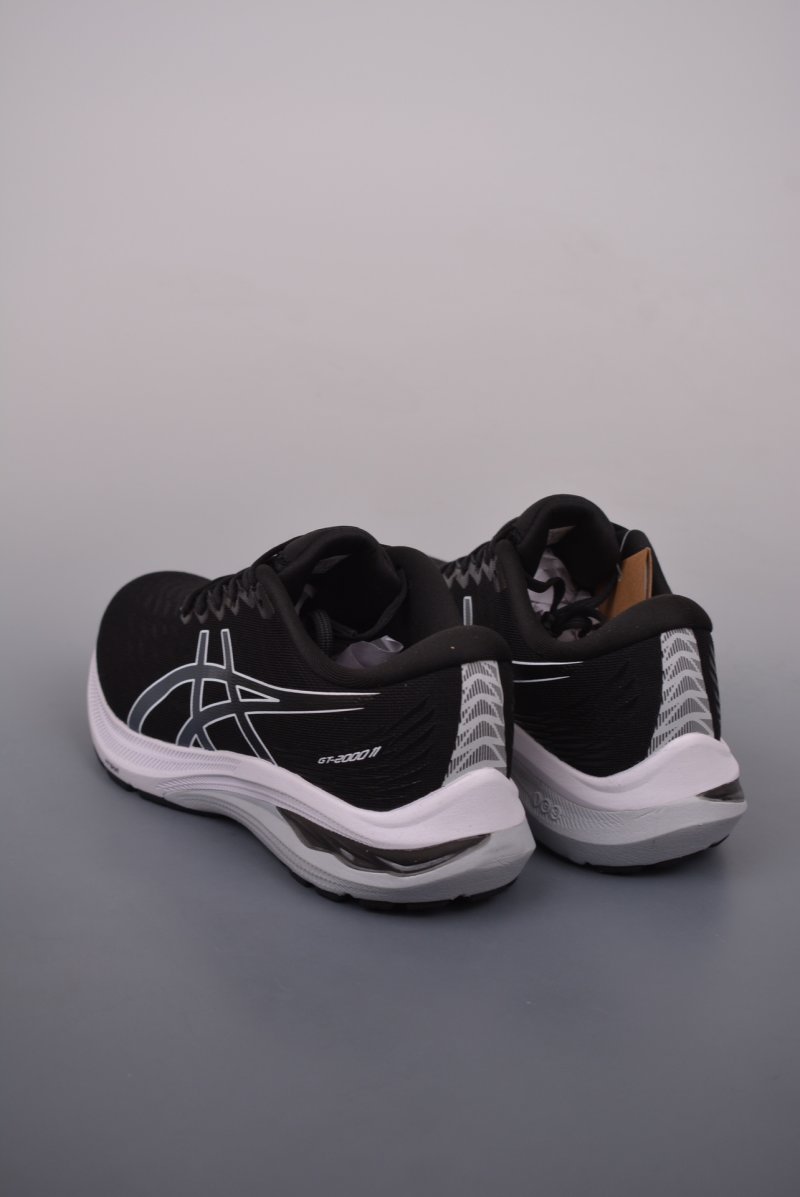 Asics GT-2000 11 view