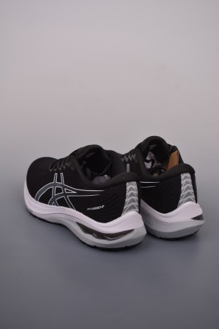 Asics GT-2000 11 view 2