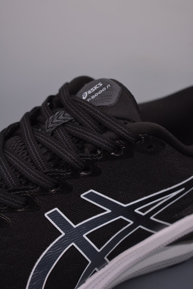 Asics GT-2000 11 view