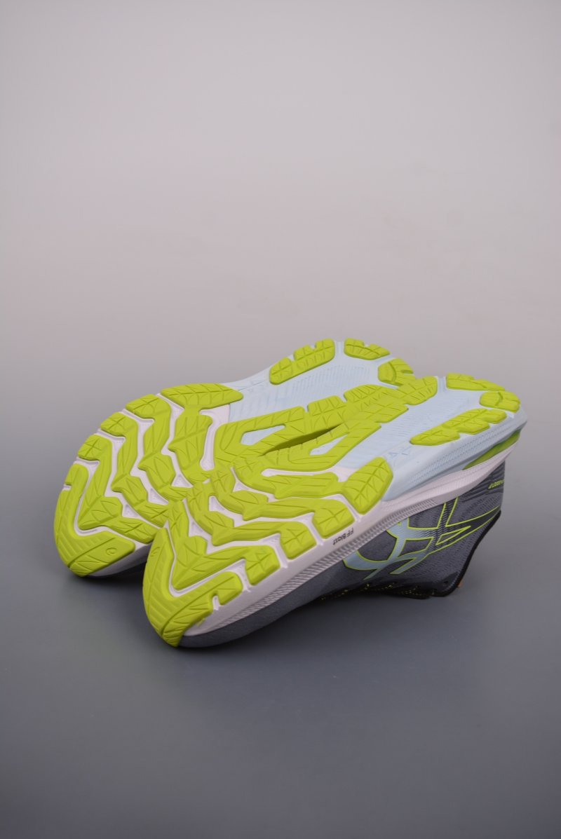 Asics GT-2000 11 view