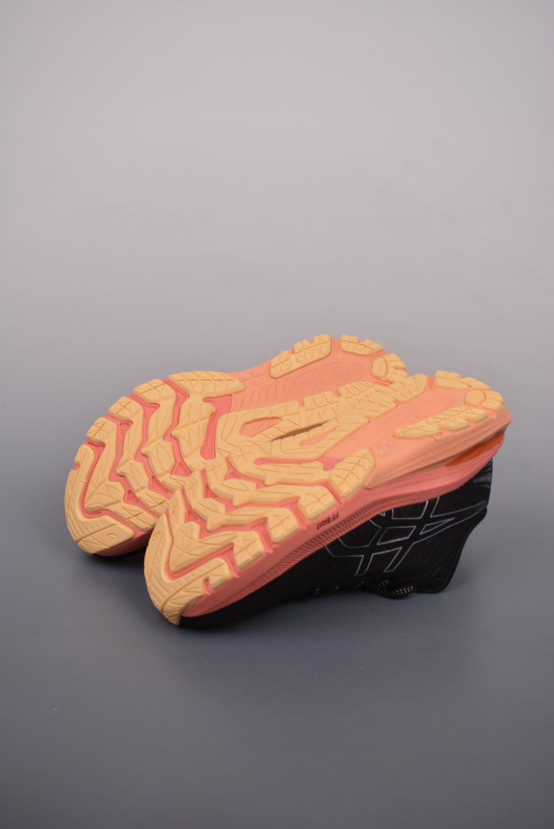 Asics GT-2000 11 view
