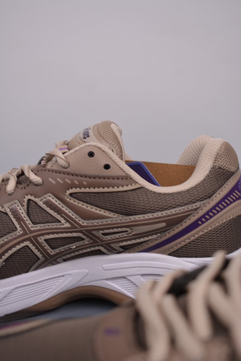 Asics GT-2160 view