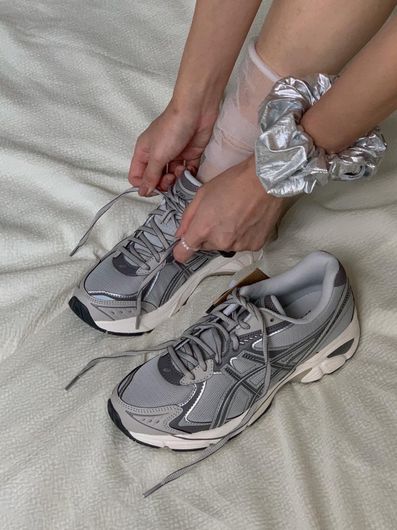 Asics GT-2160 view