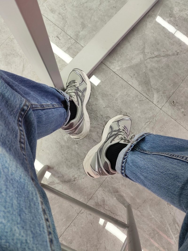 Asics GT-2160 view