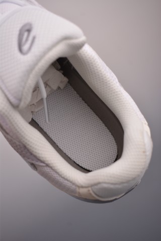 Asics Hypersync view 9
